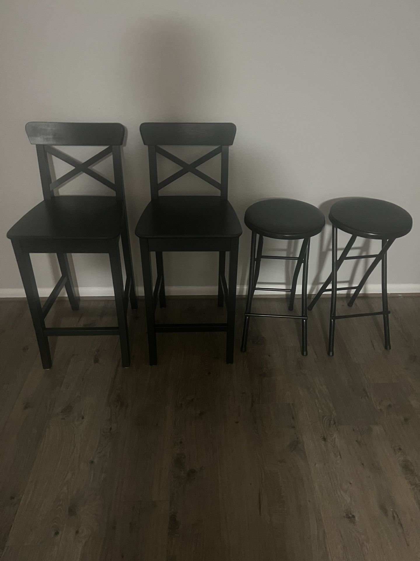 2 Bar Height Chairs & 2 Bar Height Stools