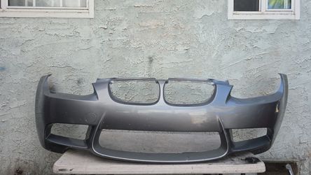 2008-2013 BMW M3 FRONT BUMPER COVER OEM