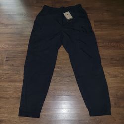 Nike Sportswear Men's Tech Woven Tapered Leg Joggers FZ0758-010 Size Medium