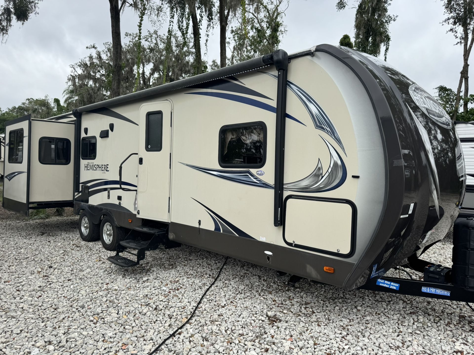 2019 Forest River Salem Hemisphere 299RE