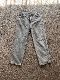 Baggy gray jeans