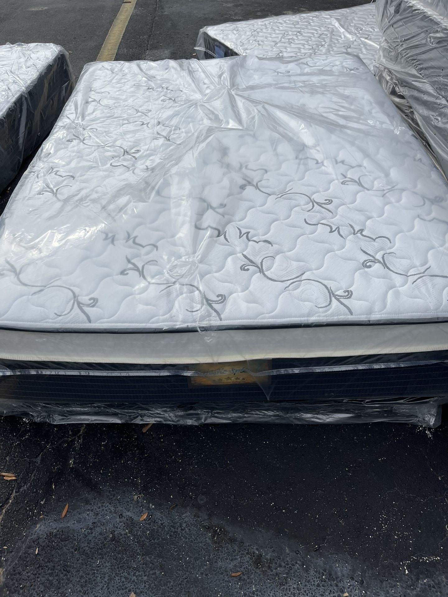 💥🛌💥 PILLOW TOP MATTRESS ALL SIZE BRAND NEW STARTING AT $190 BEST PRICE IN TOWN💥🛌💥