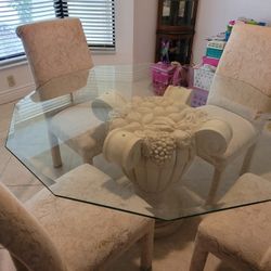 DINING TABLE - BROKEN BASE at STEM