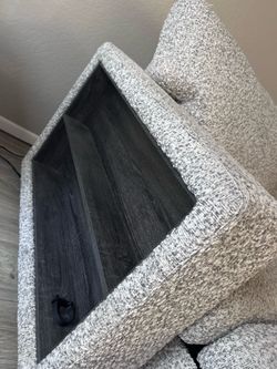 Glamorous couches BEST OFFER📲