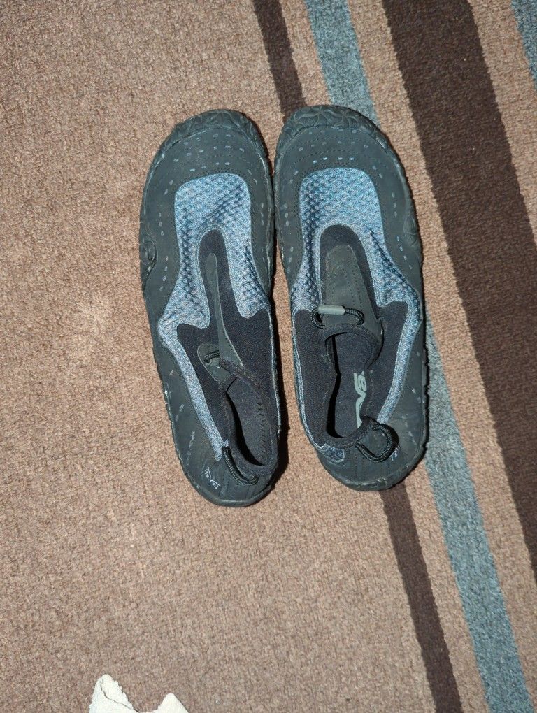 Water Shoes 