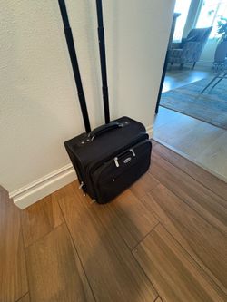 Business case with handle and wheels
