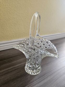 Vintage Crystal L.E Smith Brides Basket Buttons and Daisies Pattern