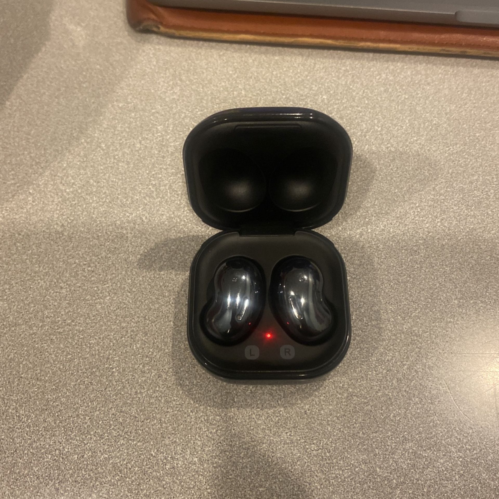 Samsung Headphones Akg
