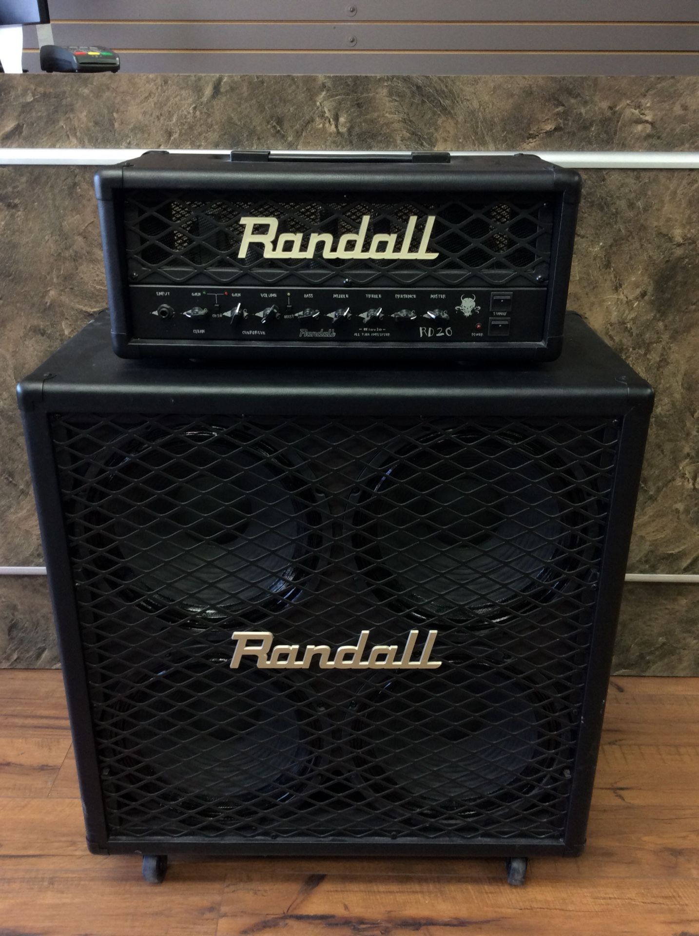 Randall Amp Rd26 boardswitch /Randall Rg4x12 speakers