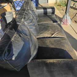 Sofa For Free