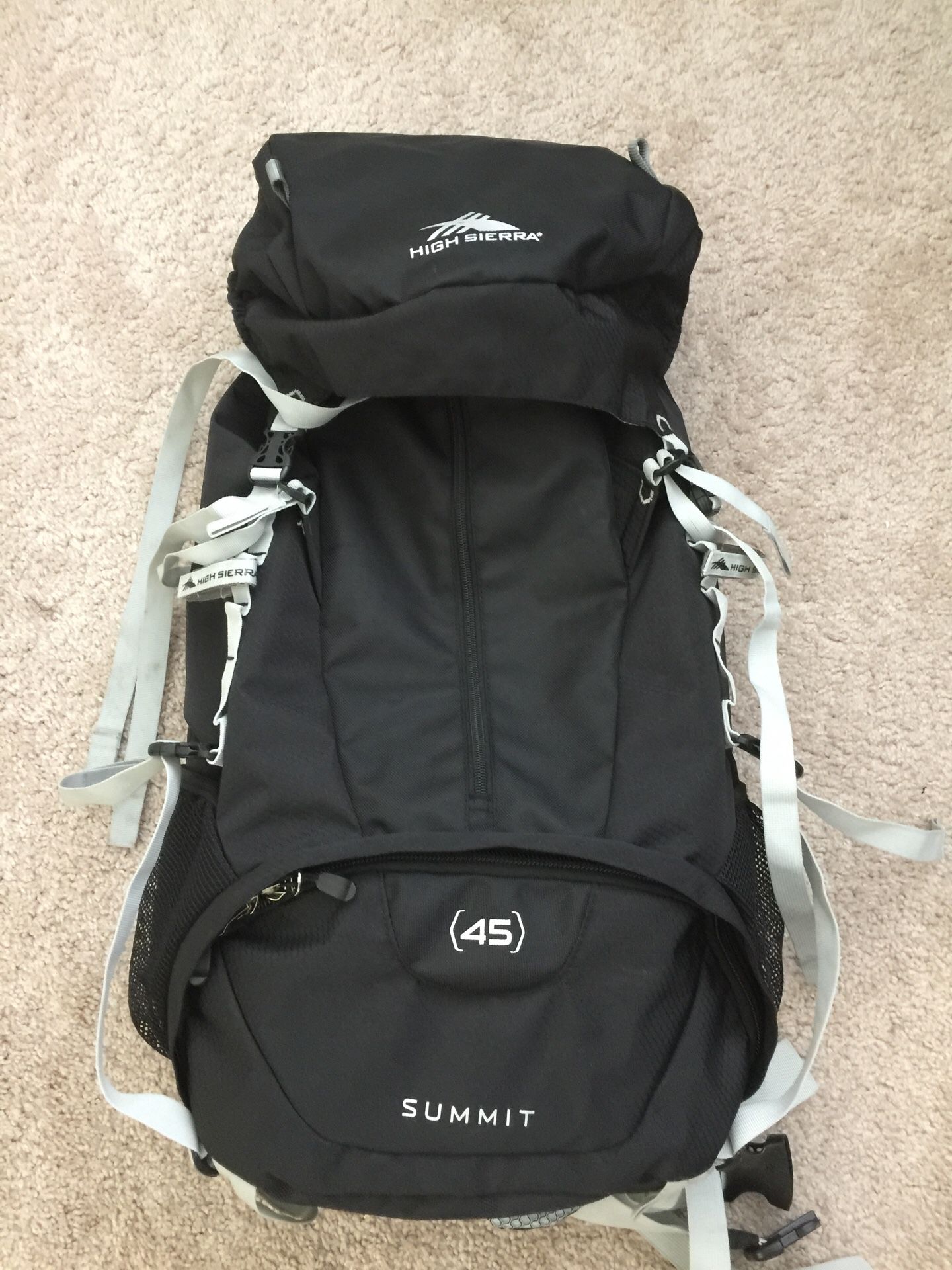 High Sierra travel back pack (45L)