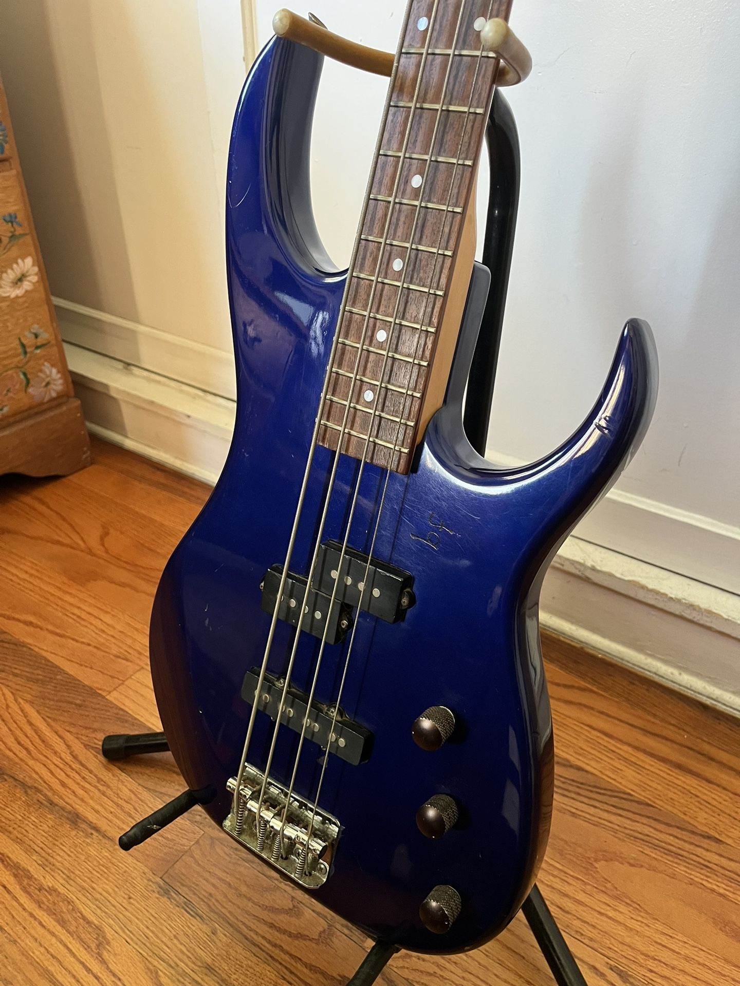 1992 Ibanez EX Series Bass Guitar