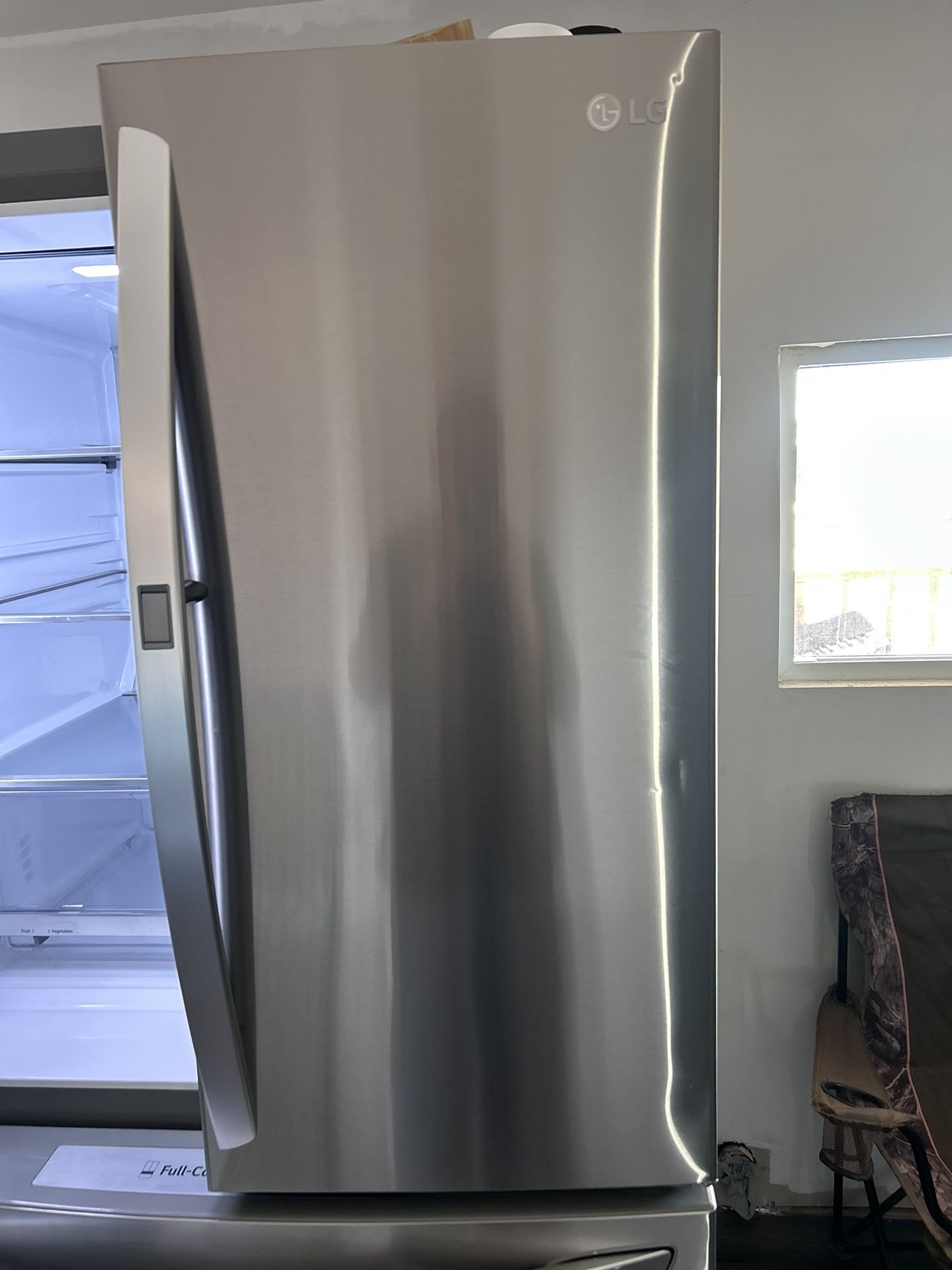Refrigerator LG