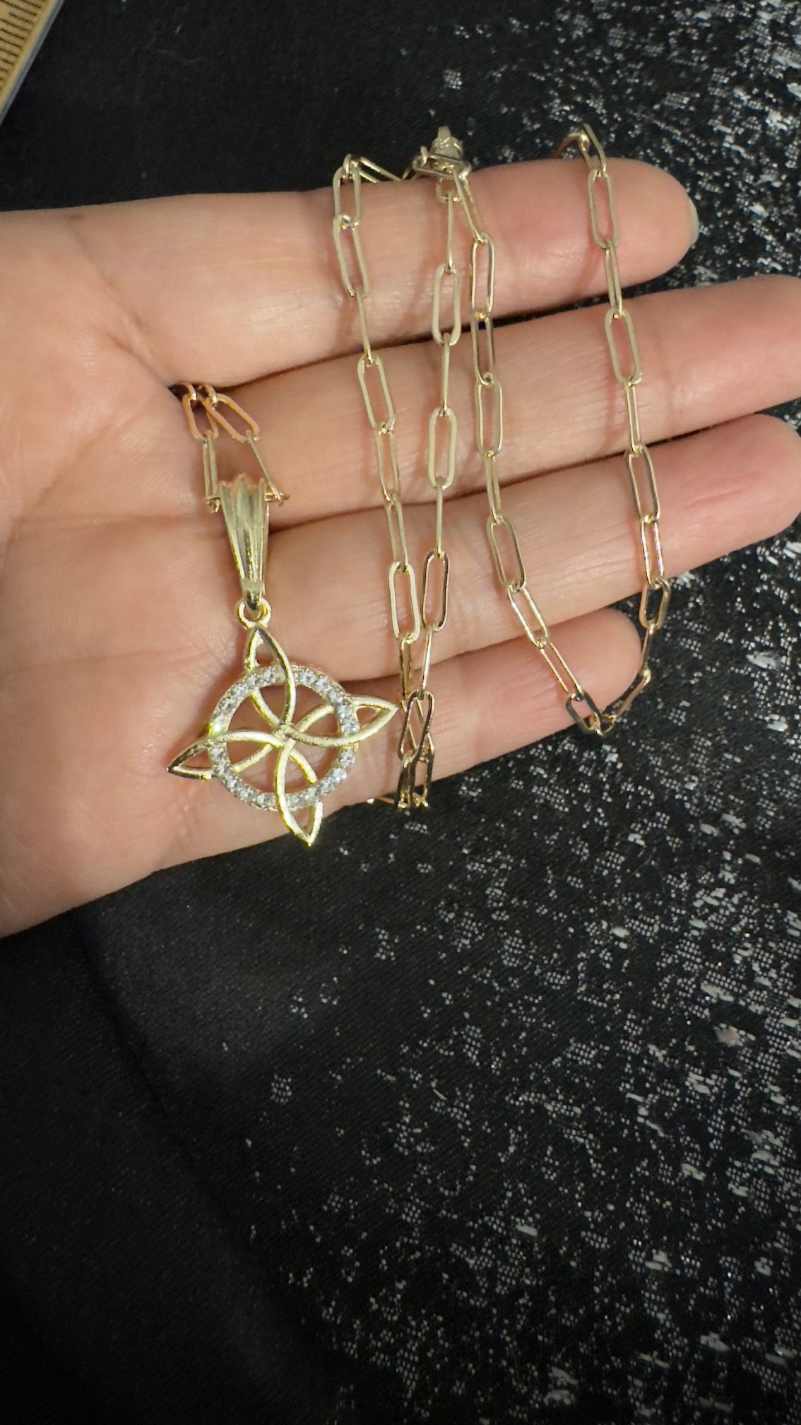 witch's knot With Chain / Nudo De Bruja