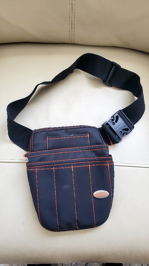 On D Go Makeup Brush Belt