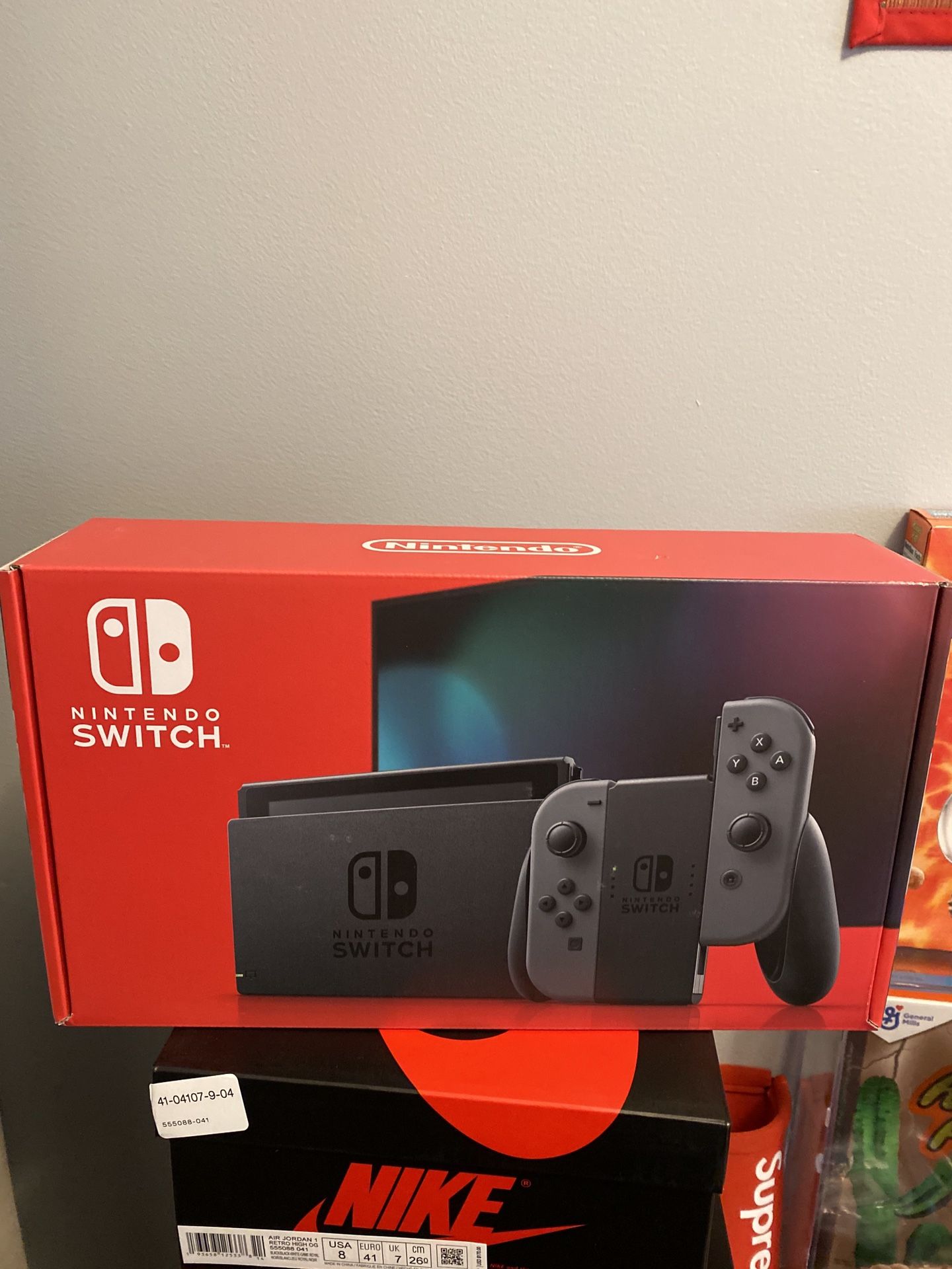 BRAND NEW Nintendo Switch (Gray)