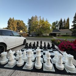 MEGA GIANT Chess Set With Mat 