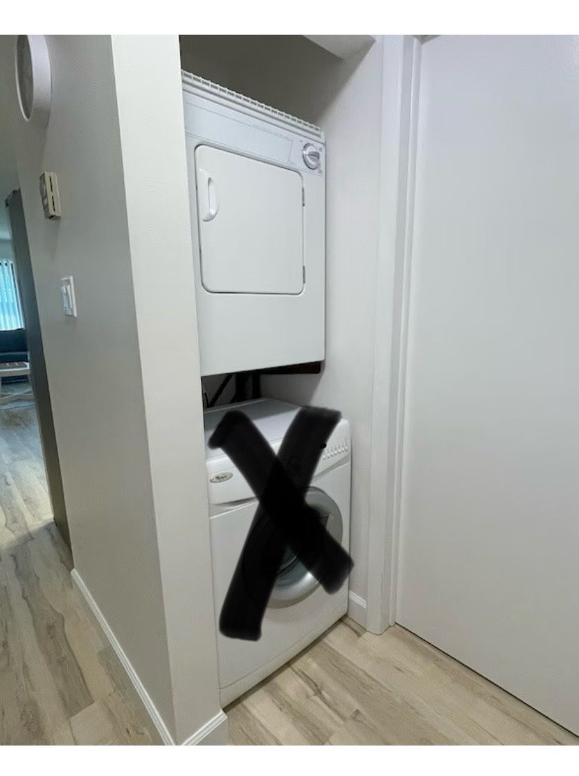 Whirlpool Compact Dryer