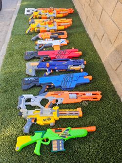 Nerf Gun lot. Various models, sizes and accessories.