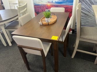 Dining Table Set with 4 Upholstered Chairs