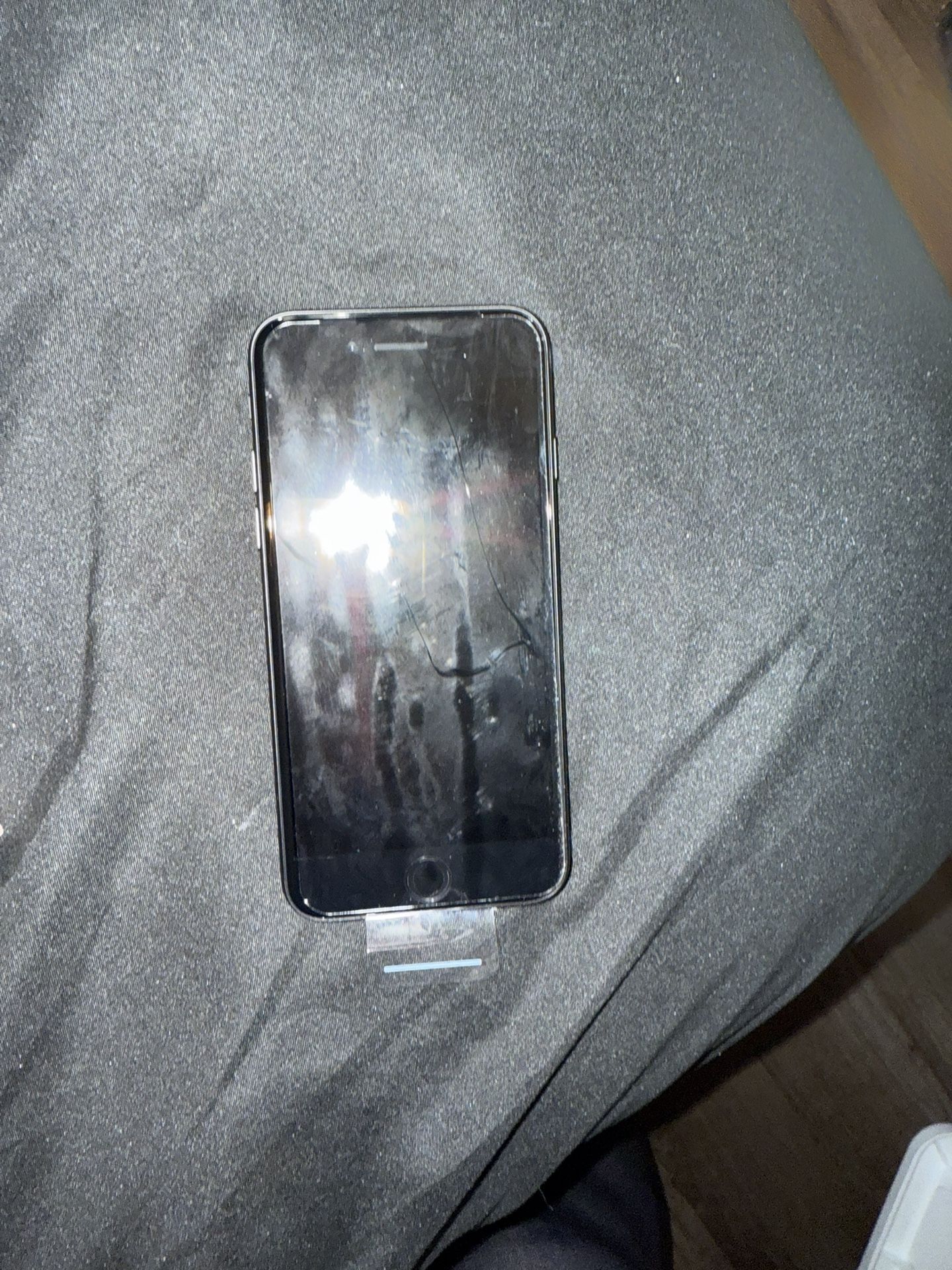 iPhone 8