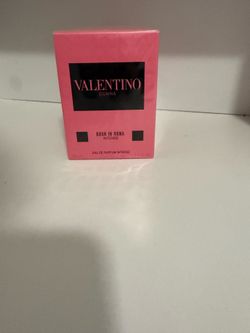 Valentino Donna  Born in Roma Intense Eau de Parfum Intense