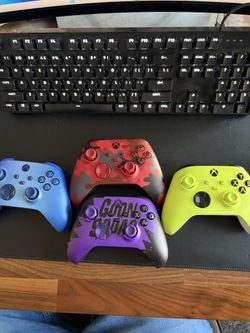 Xbox Controllers ***never Used ***