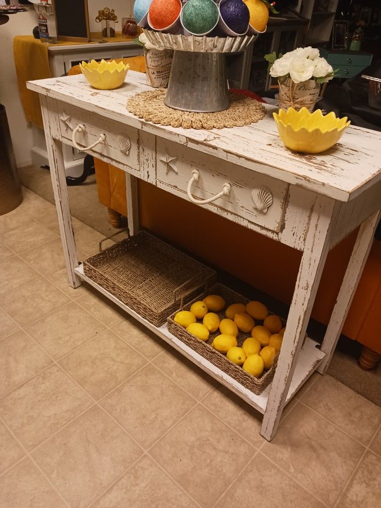 Entery Table $44