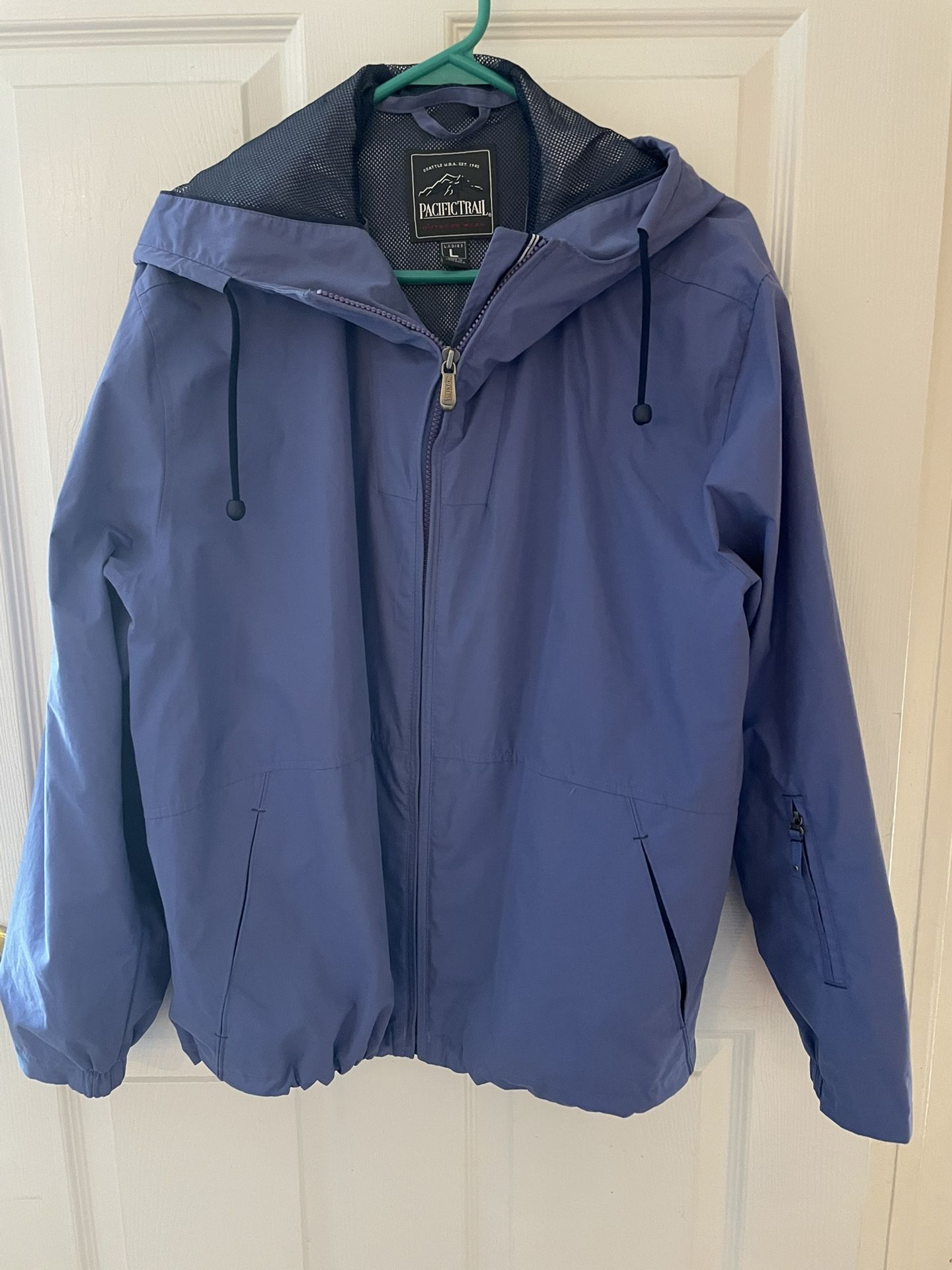 Pacific Trail, hooded windbreaker