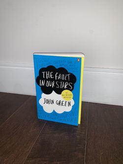 The fault in our stars book by John green