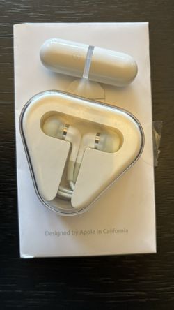 Vintage Wired Apple Earpods 3.5mm Connector 