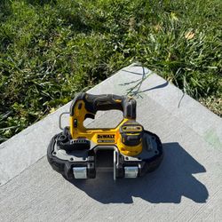 ATOMIC 20V MAX Lithium-Ion Cordless Brushless 1-3/4 in. Bandsaw (Tool Only)