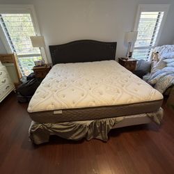 King Bed Set. Mattress And Box