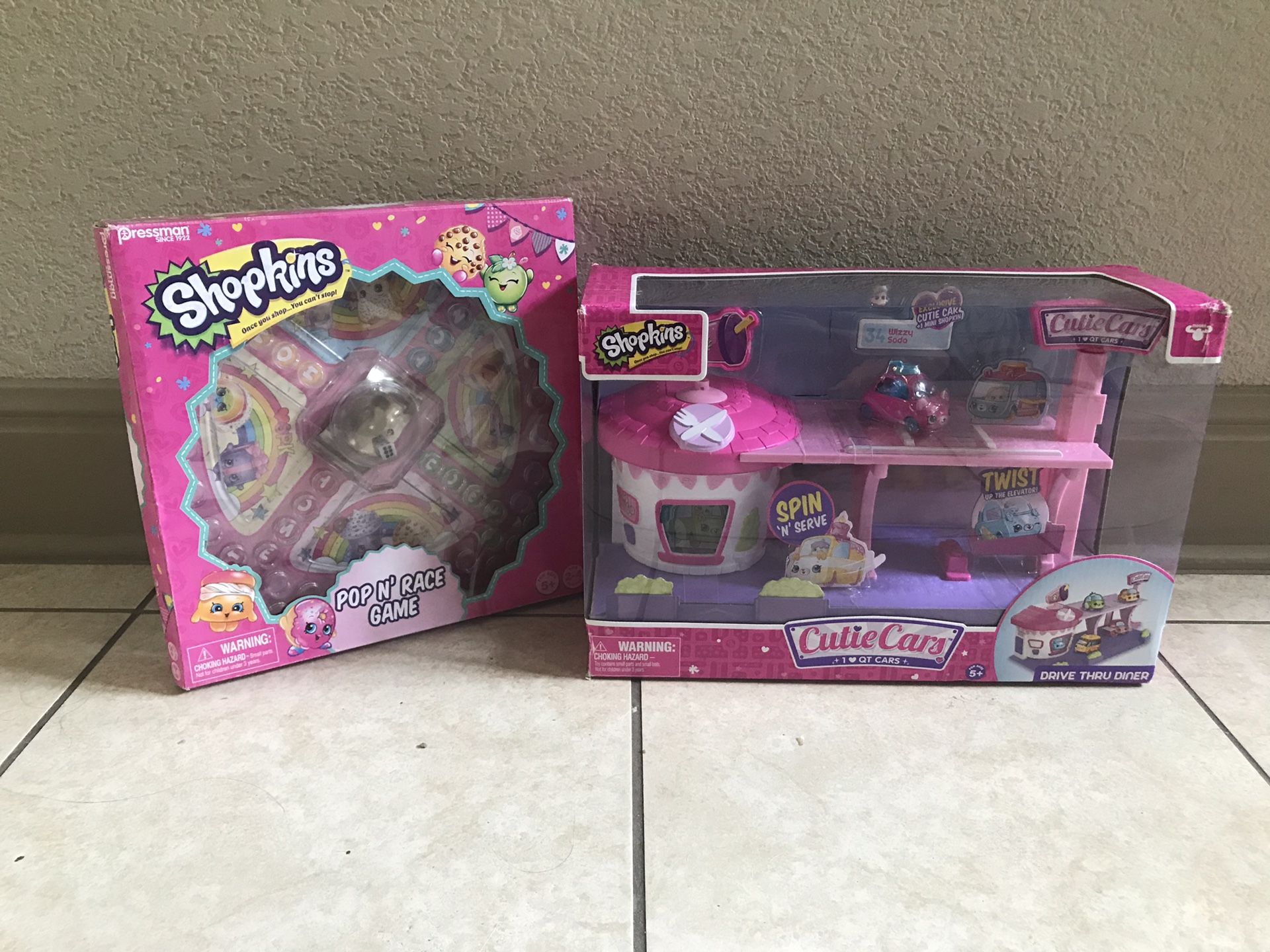 Shopkins game and play pack