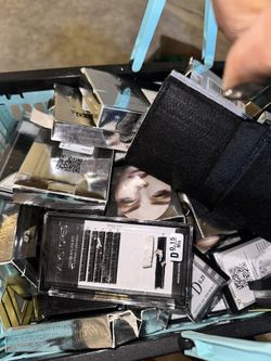 LASH/BROW SUPPLIES & FALSE LASHES