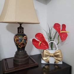 acrylic wallet with plastic flowers
