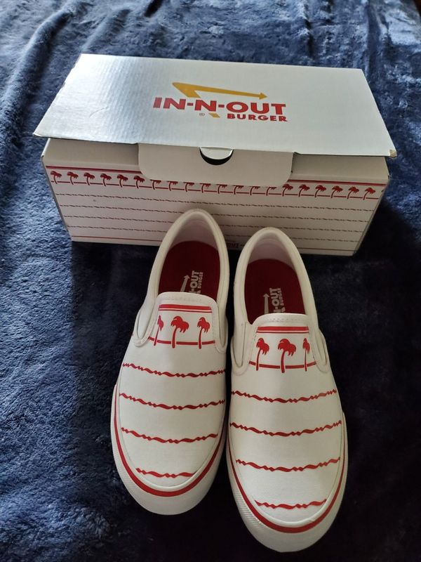 InNOut ShoesDrink Cup Brand New, Never Worn for Sale