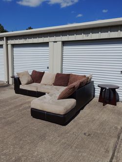 Sofa set two pieces very comfy
