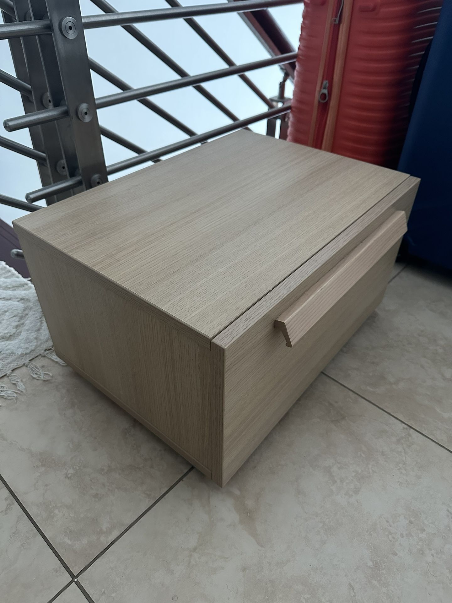 Night Stand x 1