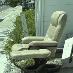 Curb Alert! FREE Stressless Recliner And Ottoman