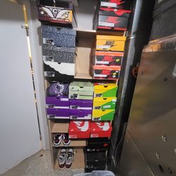 Lots Of DS Nike SBs Jordan 1 3 4s All Size 13m