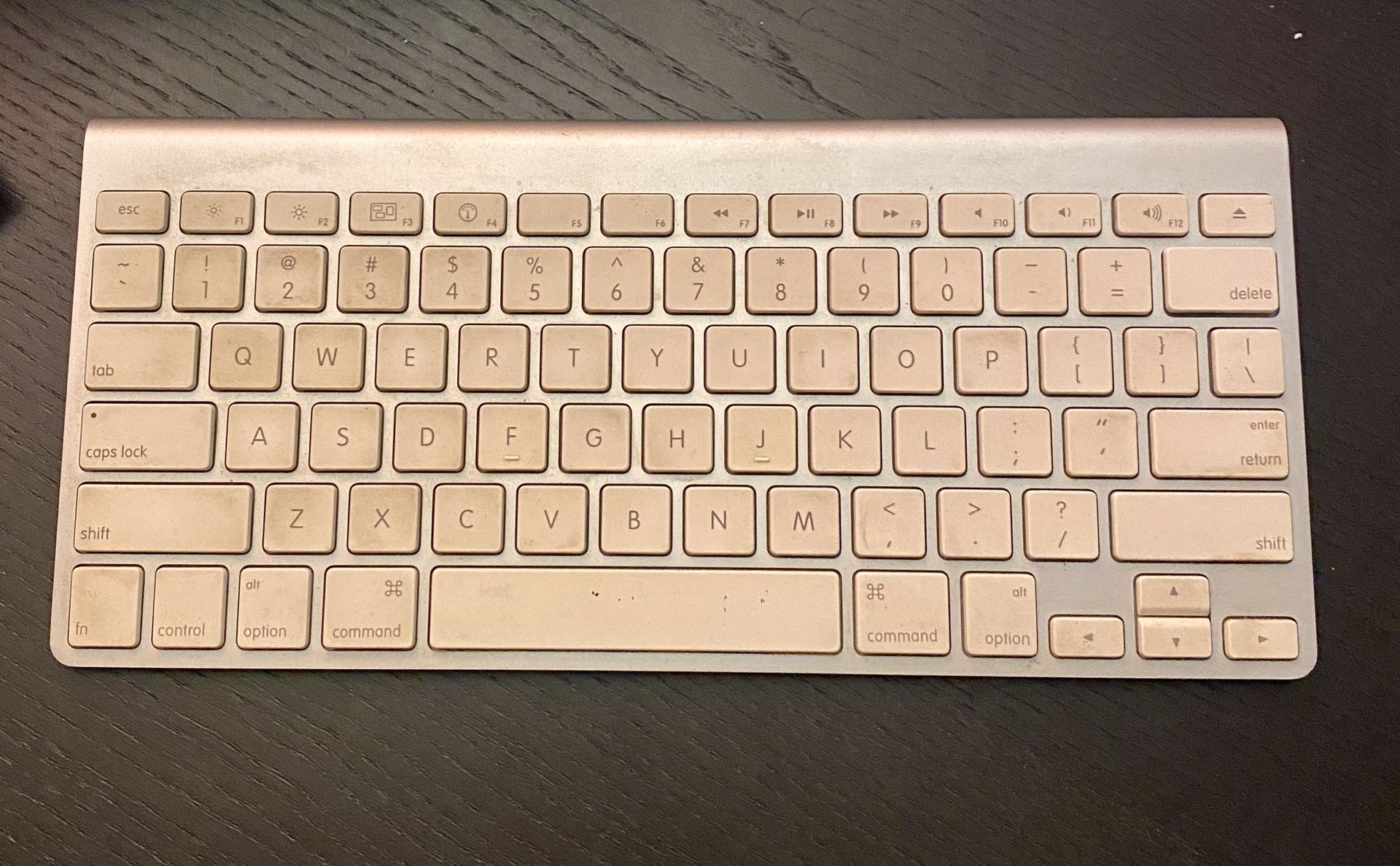 Apple Bluetooth Keyboard 