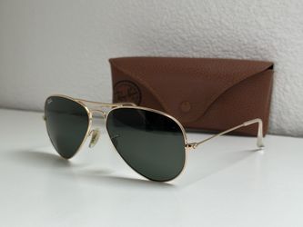 Ray-Ban Aviator Classic Sunglasses