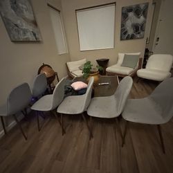 Dining Table Chairs Grey Used Good Condition 