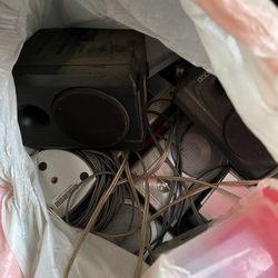 Free guitar hero, 2 floor speakers, a bag of surround sounds speakers and dcs player