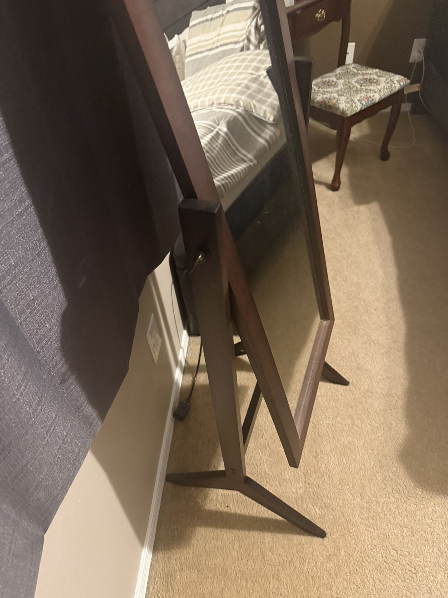 Furniture Swivel Adjustable Full-Length Mirror 