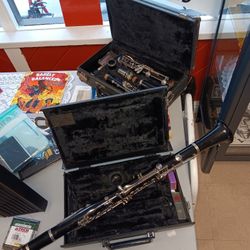 Vintage Clarinets With Cases (Read Description)