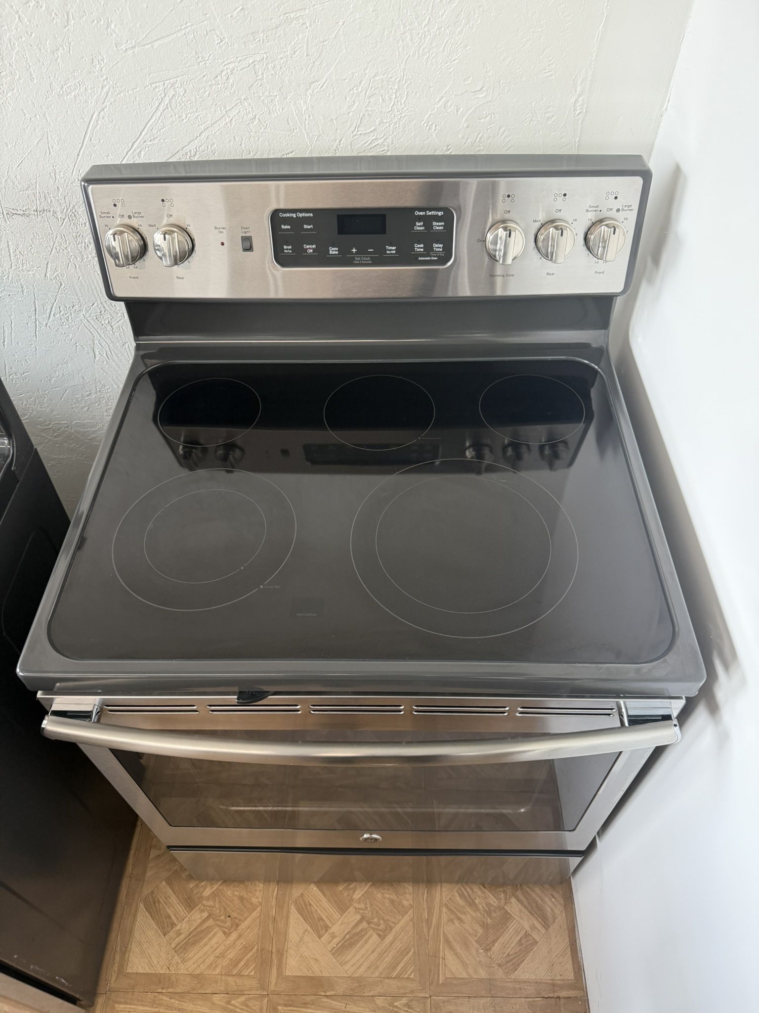 GE PROFILE STOVE STAINLESS STEEL.