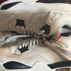 Jordan 4