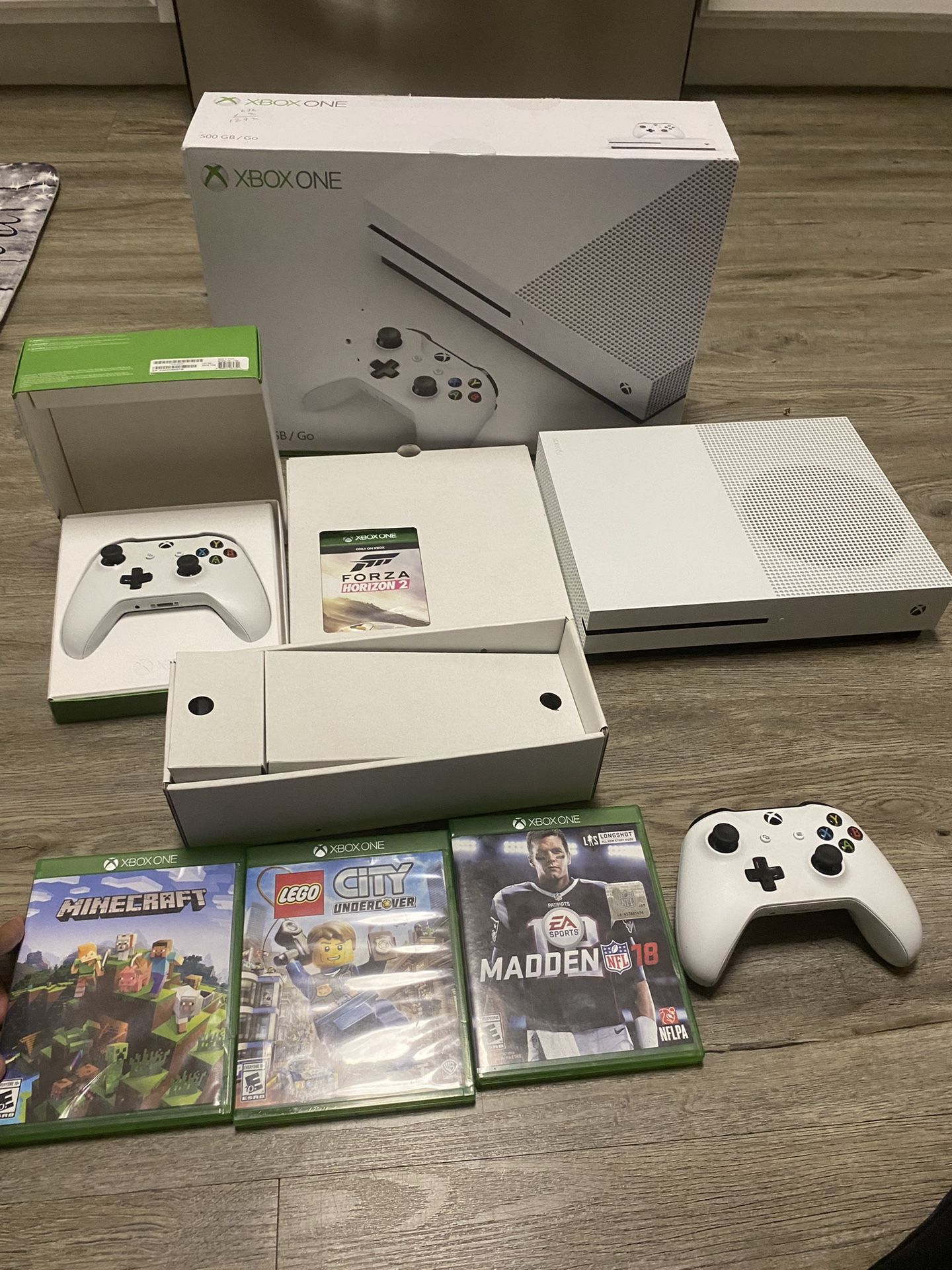 Xbox One S 500gb Bundle 